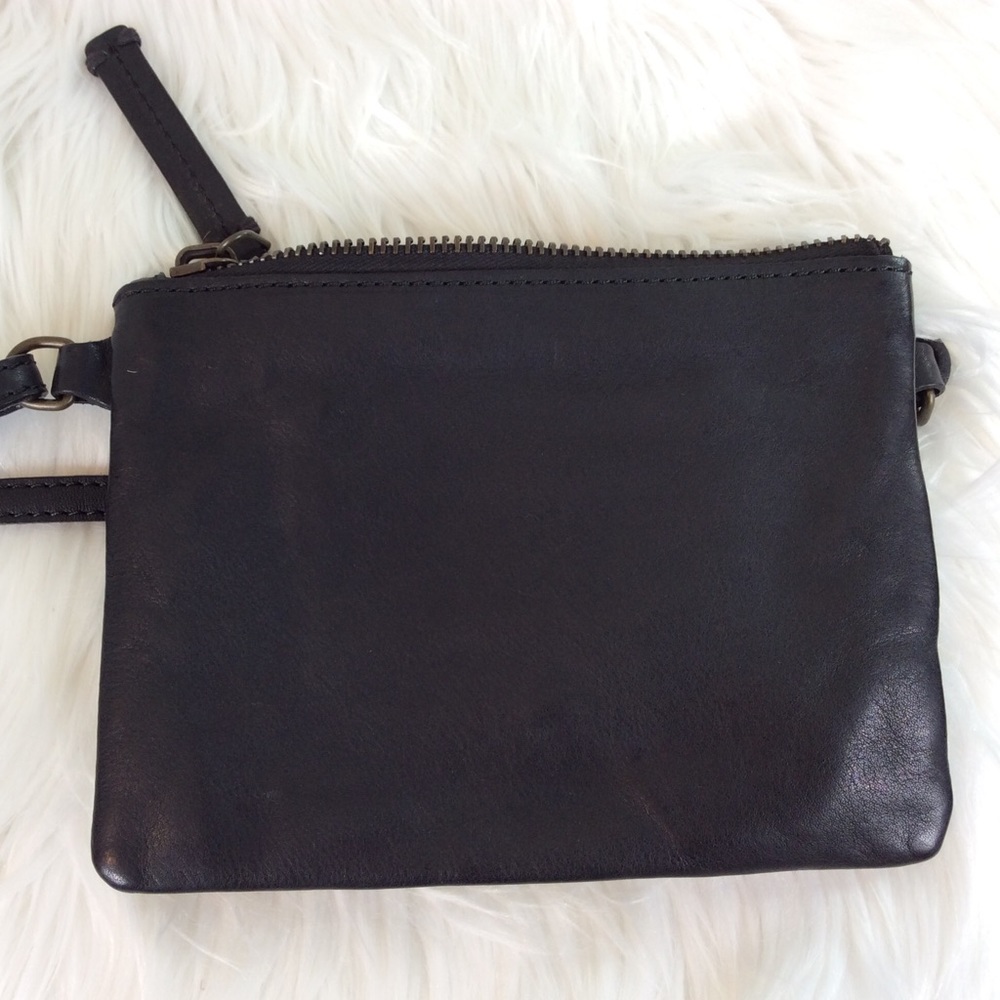 49 Square Miles Manuella small leather crossbody. - Picture 8 of 9